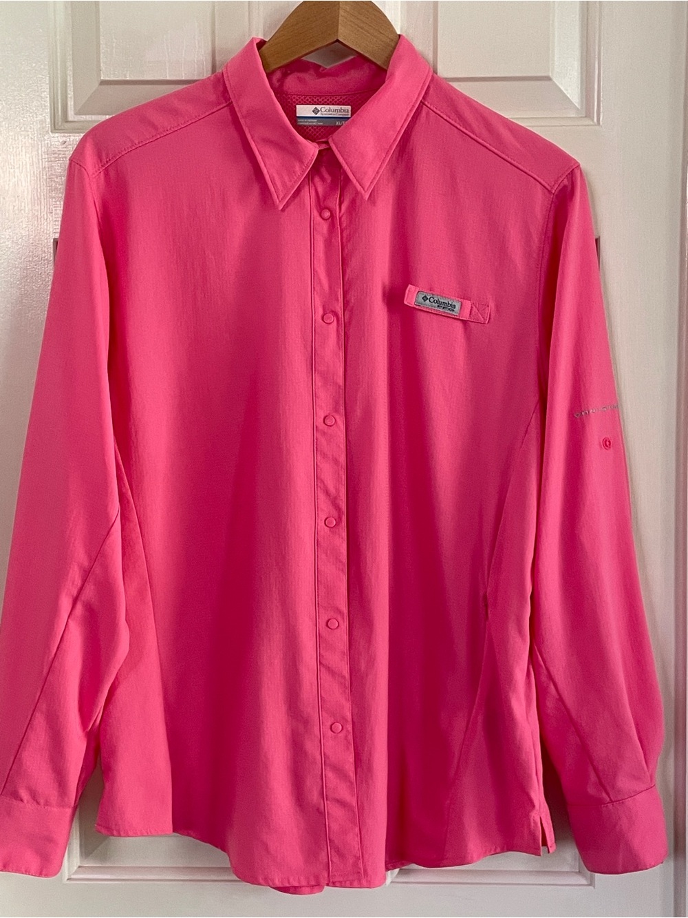 Columbia Hot Pink Long-Sleeve Button-Up Shirt